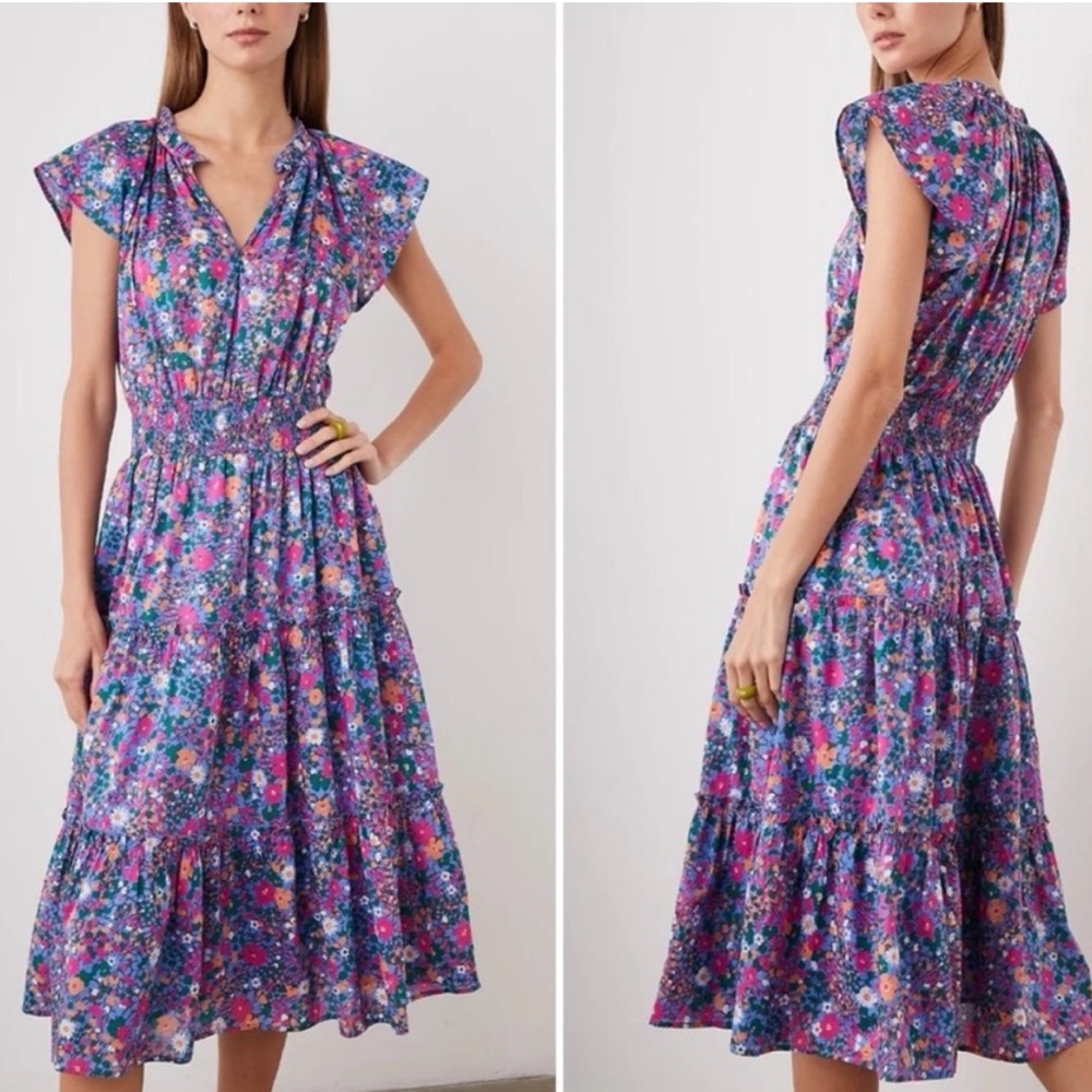 Rails Amellia Leilani Floral Ruffle Tiered Midi Dress
Smocked Waist size small